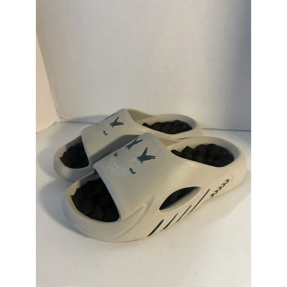 Foam Slides Sandals EU 38-39 Gray Black Graphic Slip On Comfort Shoes